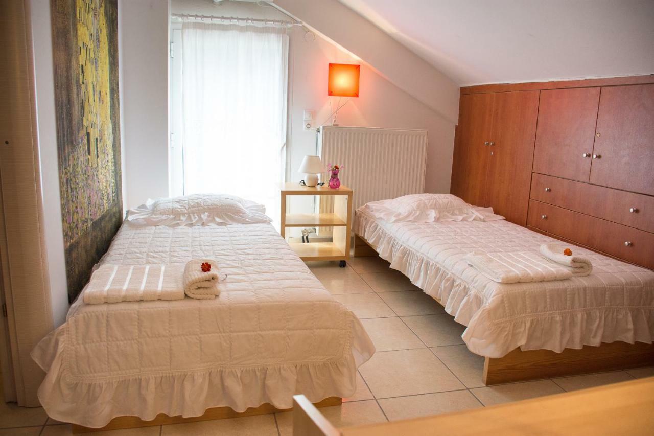 Cozy Maisonette Kamena Vourla Exteriör bild