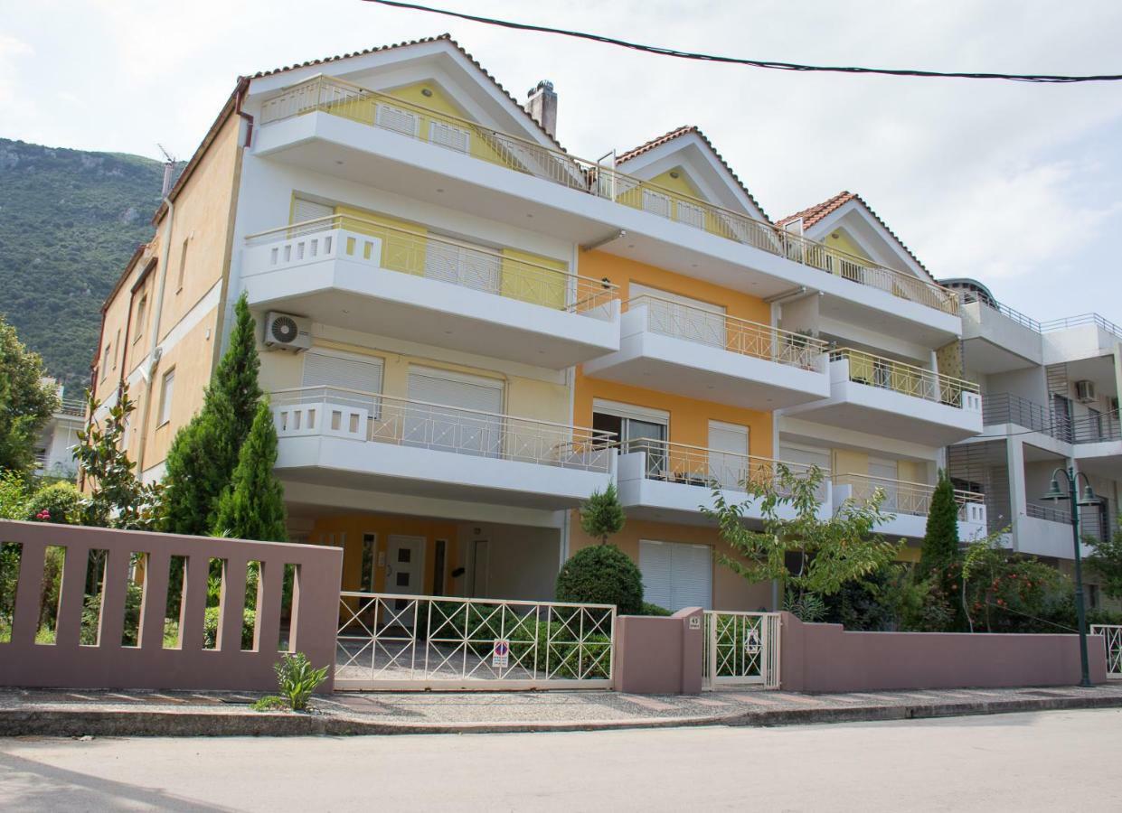 Cozy Maisonette Kamena Vourla Exteriör bild