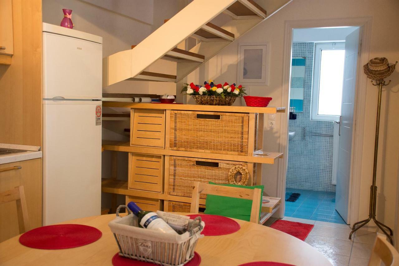 Cozy Maisonette Kamena Vourla Exteriör bild