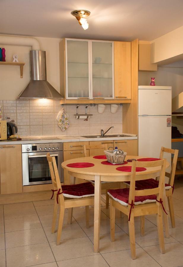 Cozy Maisonette Kamena Vourla Exteriör bild