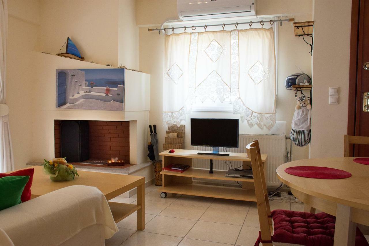 Cozy Maisonette Kamena Vourla Exteriör bild
